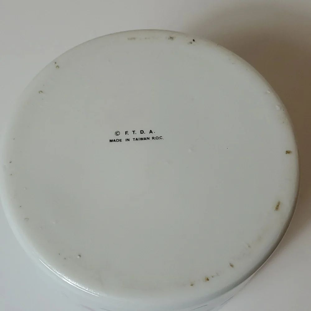Glass white with hearts dish with lid